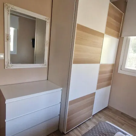 Efi House Apartament