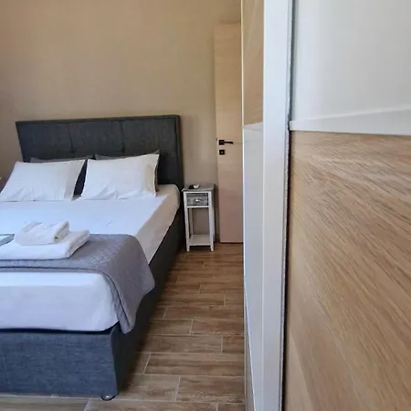 Efi House * Alepou
