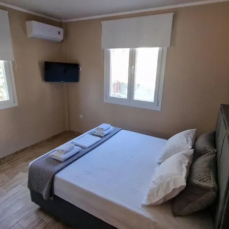 Efi House *