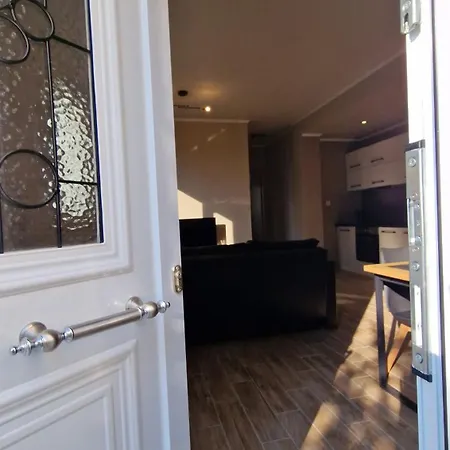 شقة Efi House