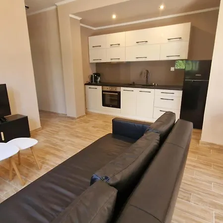 Efi House Апартаменты Alepou