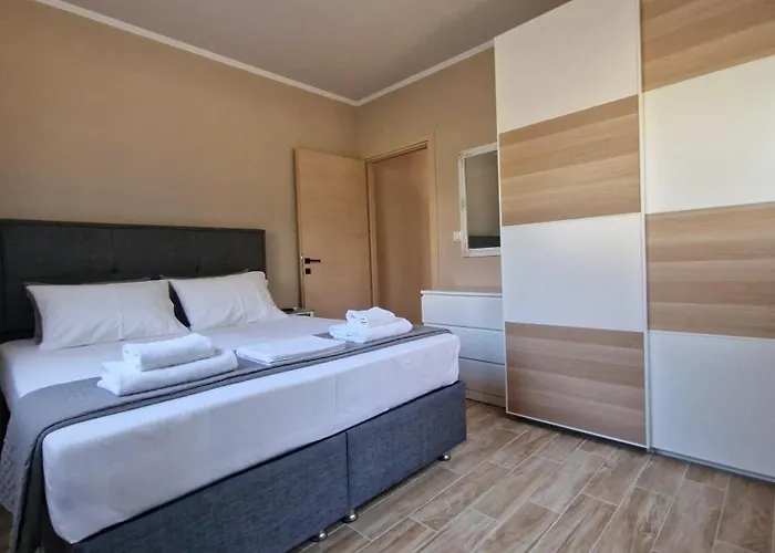 Efi House