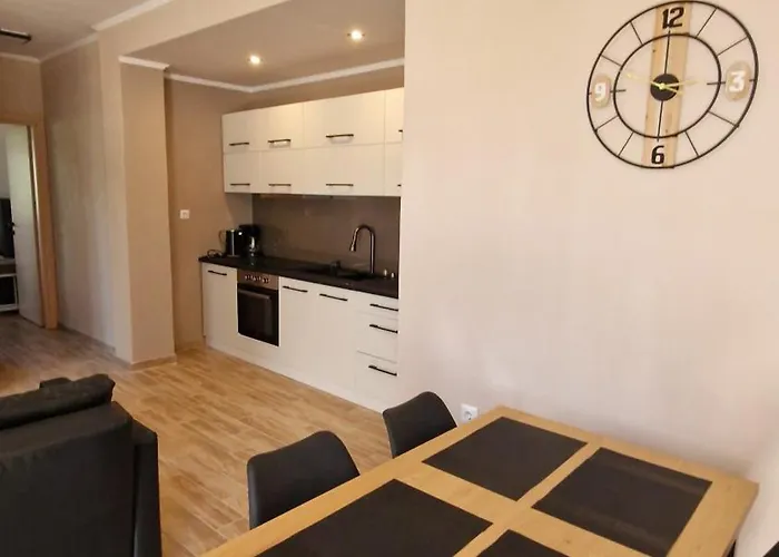 Апартаменты Efi House *